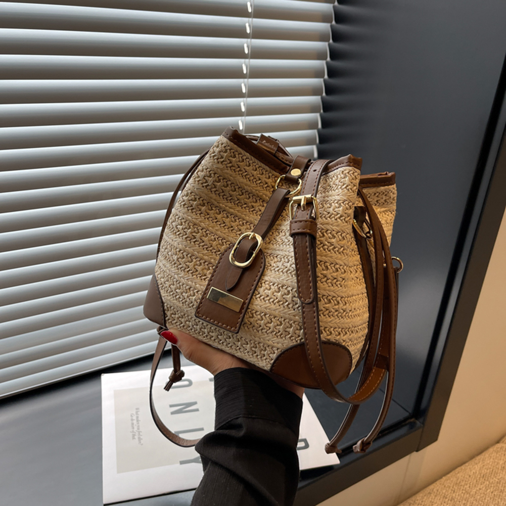 Women Bucket Shoulder Bag PU Stitching Woven Straw Shoulder Bags Fashion Handmade Casual Elegant Simple Beach Bag Purse