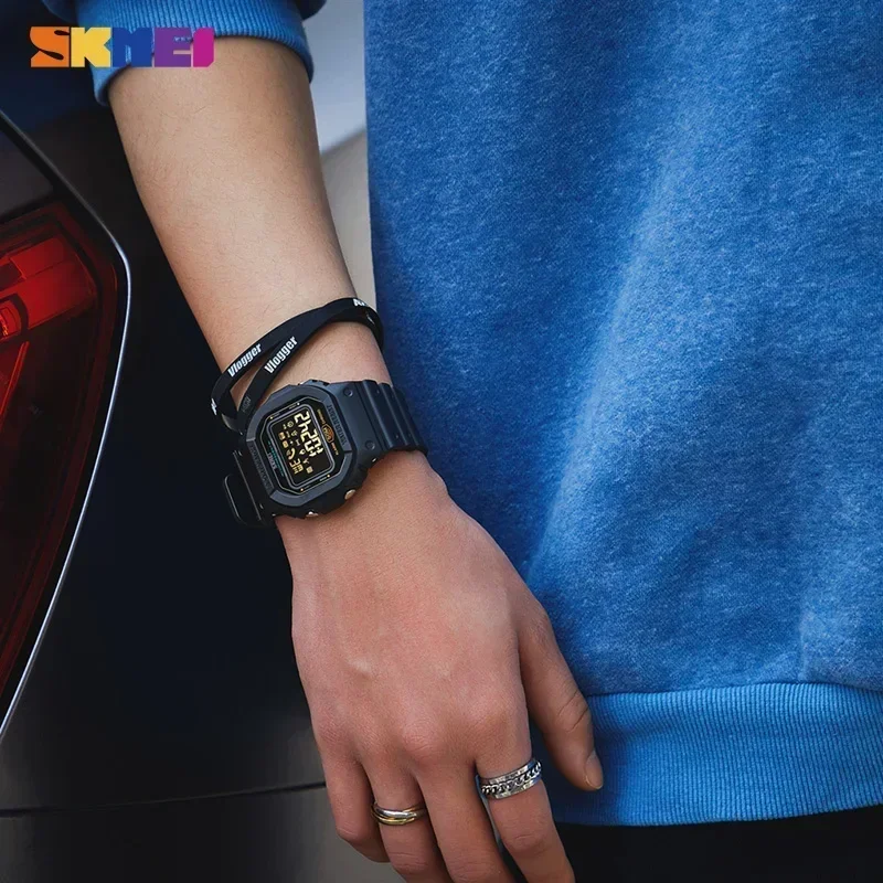 Digital SKMEI Watch Sport with Pedometer Calorie Tracker For Iphone Huawei Xiaomi Male relogio Mens Bluetooth Wristwatches 1629 smile