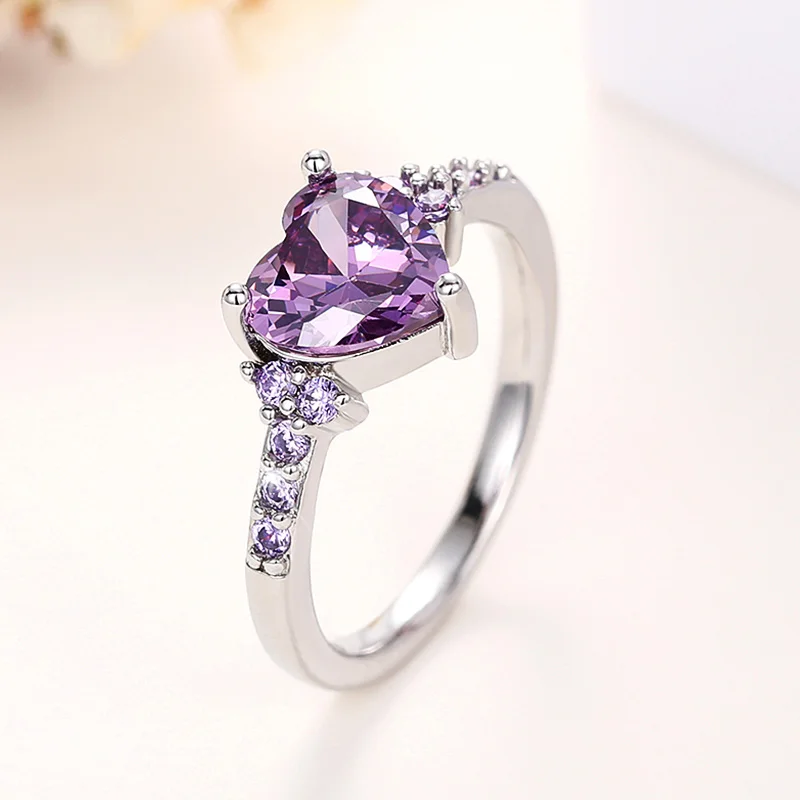 Huitan Unique Purple Cubic Zirconia Heart Ring Women Engagement Wedding Party Temperament Elegant Female Jewelry Newly Designed