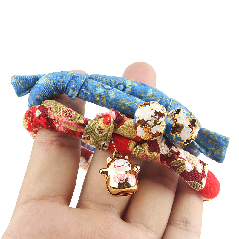 Breakaway Cat Collar,Japanese Chirimen Kimono Print Cat Collar Floral Pattern with Bell for Kitten Puppy Pet Supply Adjustable