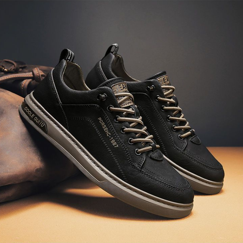 2024Men's Casual Leather Sneakers Waterproof Vulcanized Shoes Men Comforthable Spring Sneakers Men Casual Shoes Plus Size 39-44