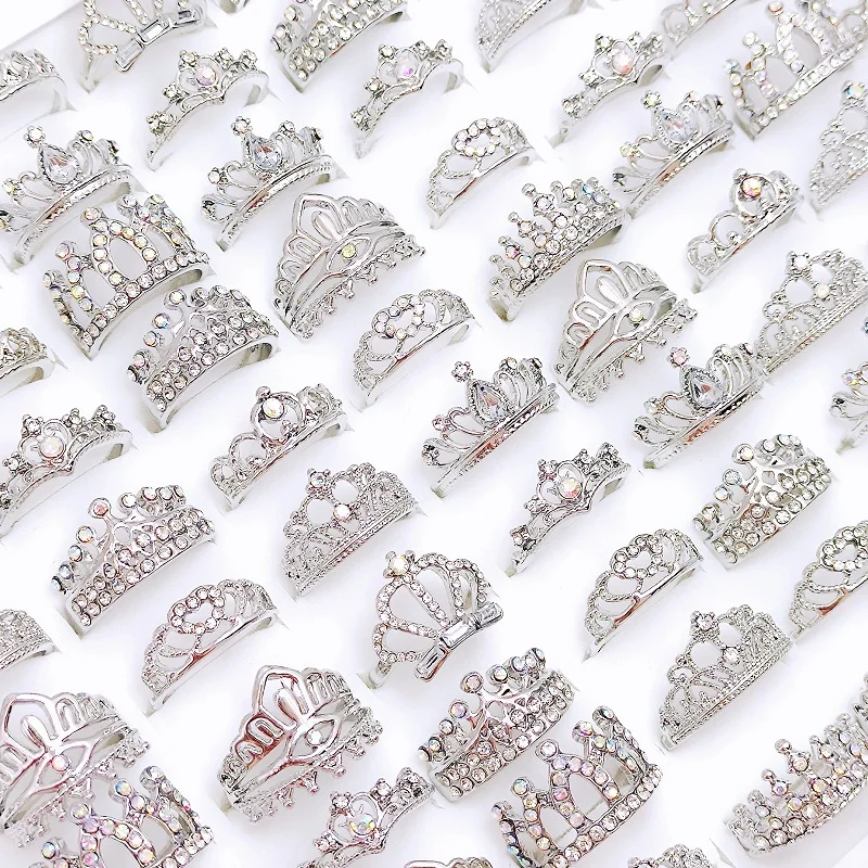 20/30/50Pcs/Lot Trendy Rhinestone Crown Rings for Women Wholesale Mixed Golden Silvery Color Charm Crystal Jewelry Party Gift