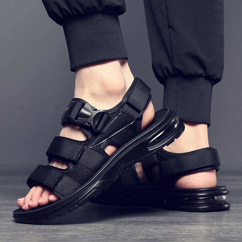 Brand Men's Sandals High Quality Handmade Casual Shoes Lightweight Non-slip Men Sneakers Driving Flats Moccasins Beach Sandals