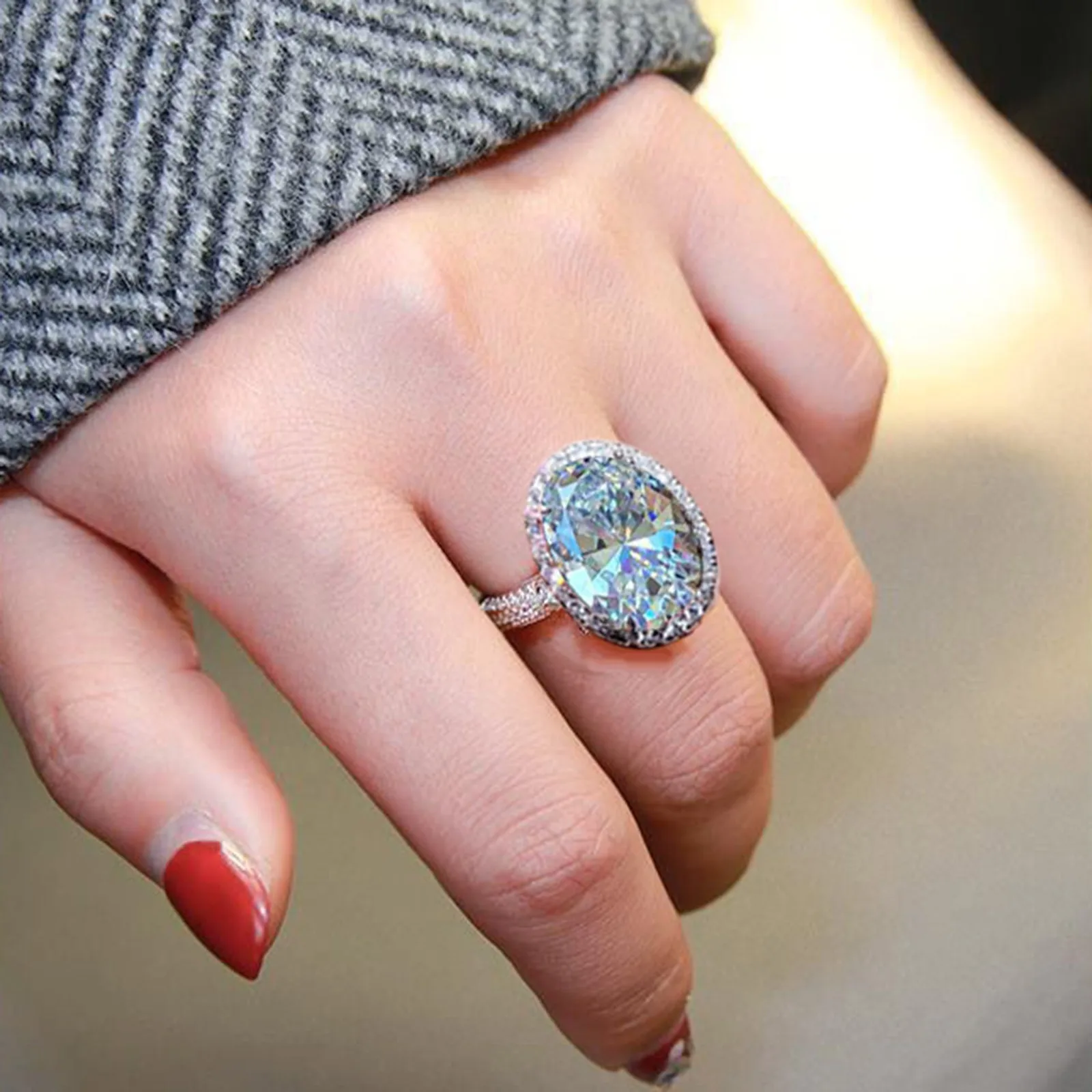 1PC Stylish Copper Rings Oval new Shinny Cubic Zirconia Rings Women Wedding Bridal Engagement Party Jewelry 2025 Gift Elegant Accessories