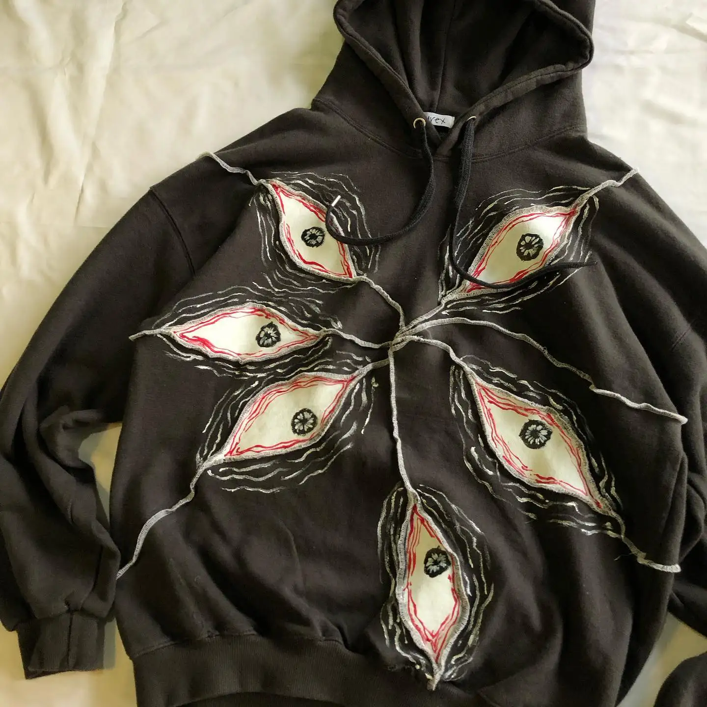 Streetwear Retro Hoodie Y2K Hip Hop Abstract Graphic Patch Oversized Hoodie Sweatshirt Mens Punk Rock Pullover Hoodie Clothes