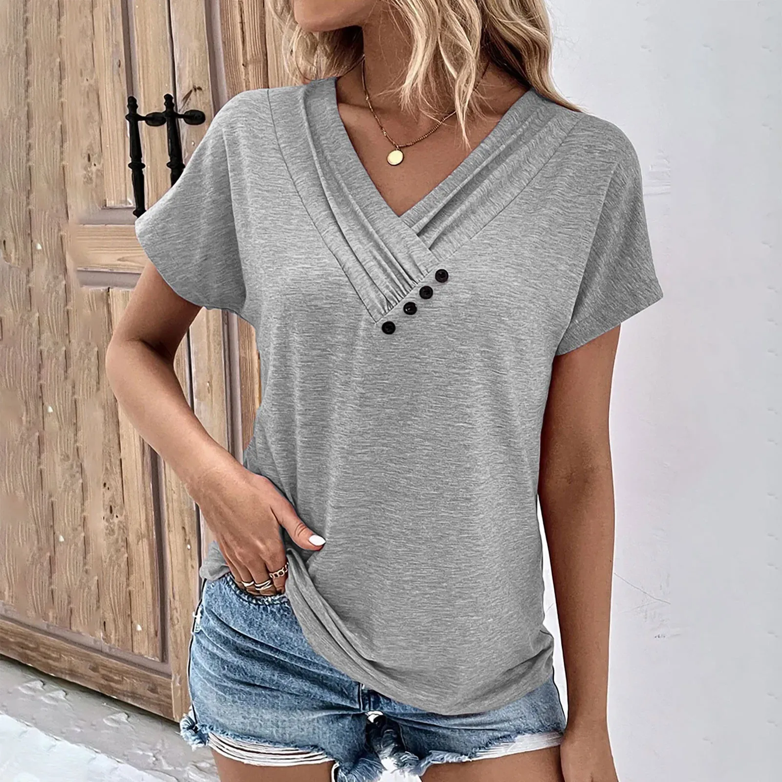 new Women's T shirts 2025 Solid Color For Women V-Neck Short Sleeve Comfy Womens Tops Oversized Tshirts