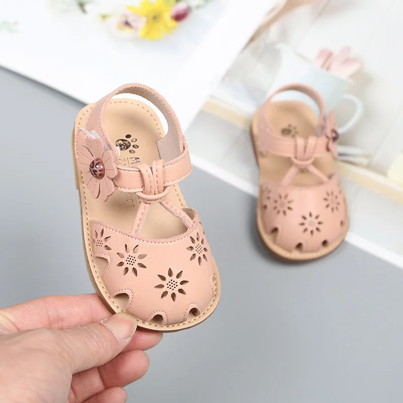 Claladoudou 11.5-15.5CM new Brand Baby Girls 2025 First Sandals Toddler Girls Hollow Flower Strap Summer Walker Shoes Infant Soft Flats