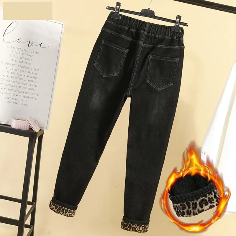 6XL Women's Thicken Velvet Denim Pants For Fat Sister Jeans Female's Winter Elastic High Waist Jeans Mother Jeans Autumn