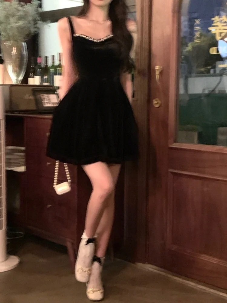 Elegant 2025 Wedding Party Black Veet Midi Dresses for Women 2023 Autumn new Square Neck Long Sleeves Evening Prom Mini Female Clothing