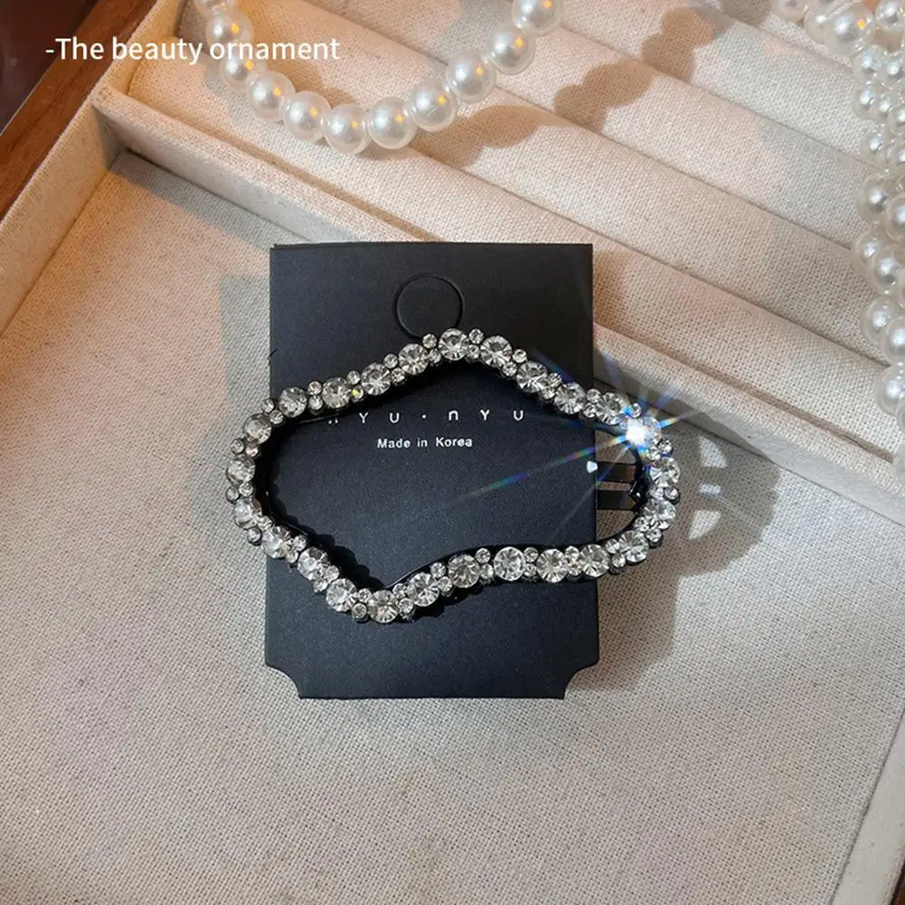 Shining Rhinestone Hair Braiding Clips Hollow Out Cloud Shape Hairpins Side Hair Bobby Pins Hair Barrettes new 2025 Hair Accessories
