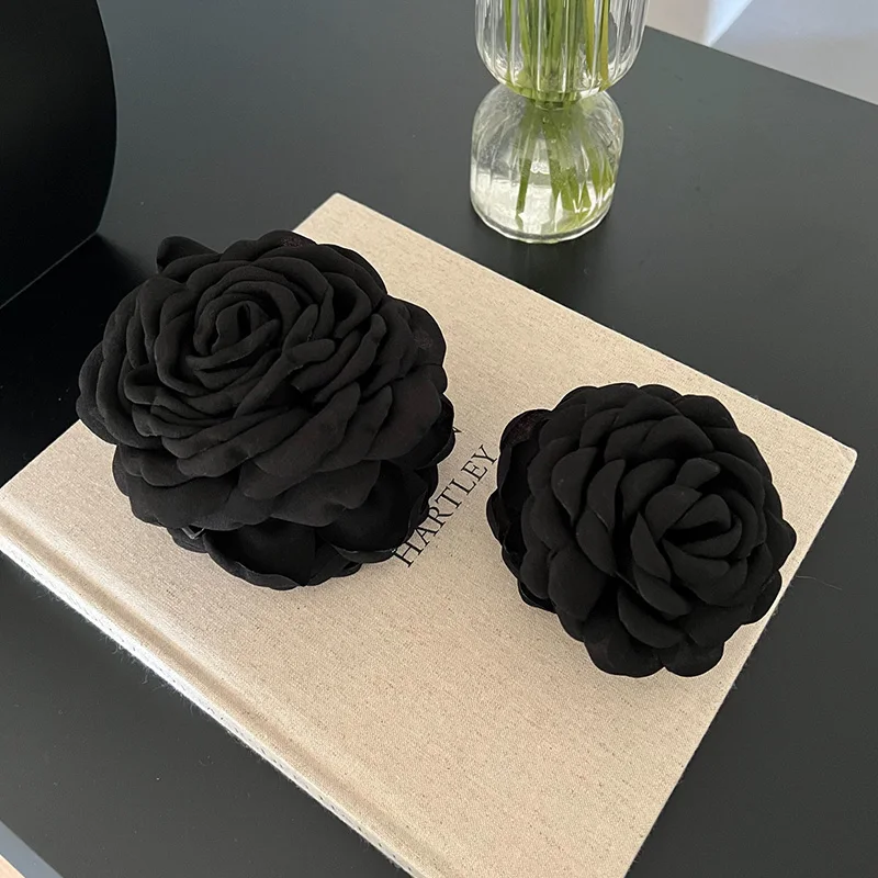 New Rose Hair Claws Hairpin Elegant Sweet Korean Lady Fabric Rose new Flower Hair for 2025 Women Headwear Bow Girls Ponytail Holder Hair