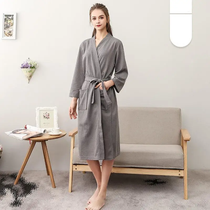 Summer Male Robe Summer Satin Sleepwear Kimono Sexy Loose Bathrobe Gown Men Silky Satin Nightgown Nightwear Home Clothes