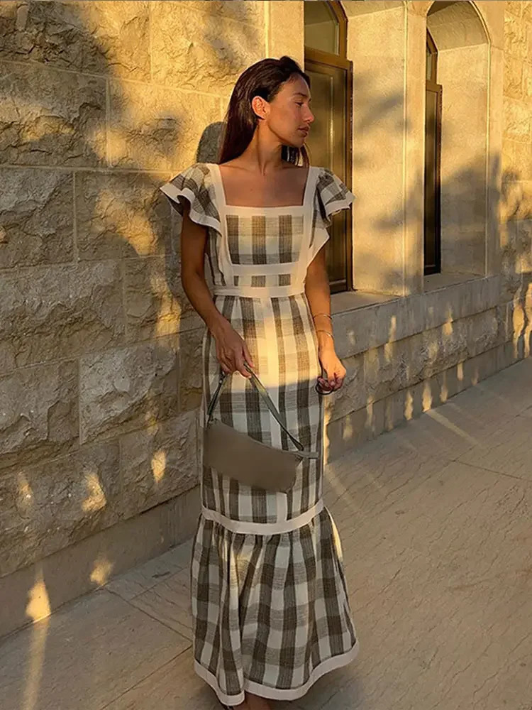 Vintage Plaid Flying Sleeve Shoulder Midi Dress Elegant Spliced Square Collar High Waist Vestidos Spring Street Female Robe 240315