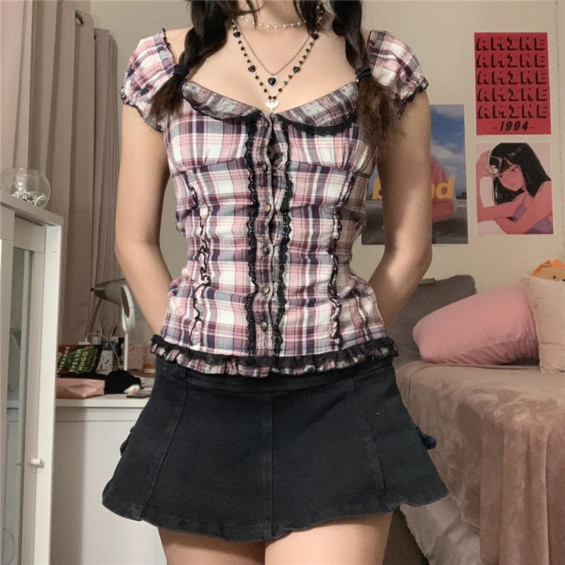 Xingqing y2k Women Plaid Tops Ruffles Square V Neck Short Sleeve Lace Trim T-shirt Kawaii E Girl Clothes 2000s Aesthetic Tee