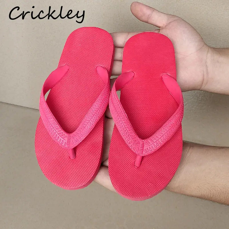 New Solid Children 2025 Slippers new Summer Casual Beach Outdoor Child Boys Girls Flip Flops Soft Bottom Comfortable Home Kids Slippers