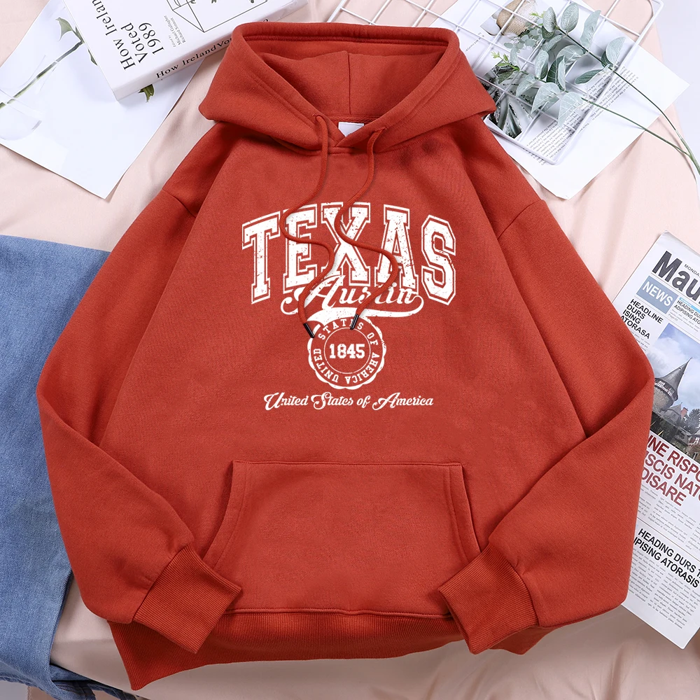 Texas Austin United States new 2025 Of America Hoodies Women Fleece Crew Neck Hooded Creative Novelty Hoodie Street Haruku Unisex Tops