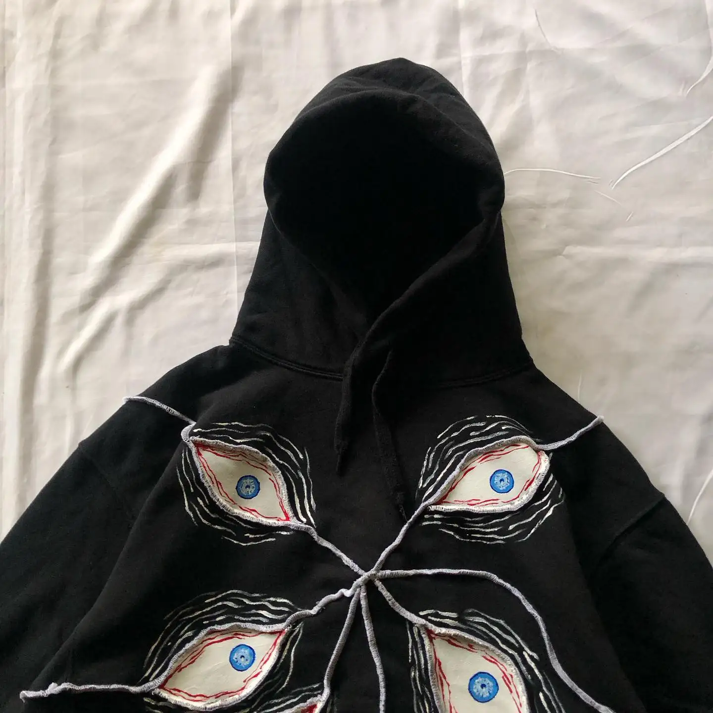 Y2K Hoodie Retro Hip Hop Eyeball Patch Hoodie Oversized Sweatshirt Men Women Harajuku Gothic Pullover Hoodie Clothes Streetwear