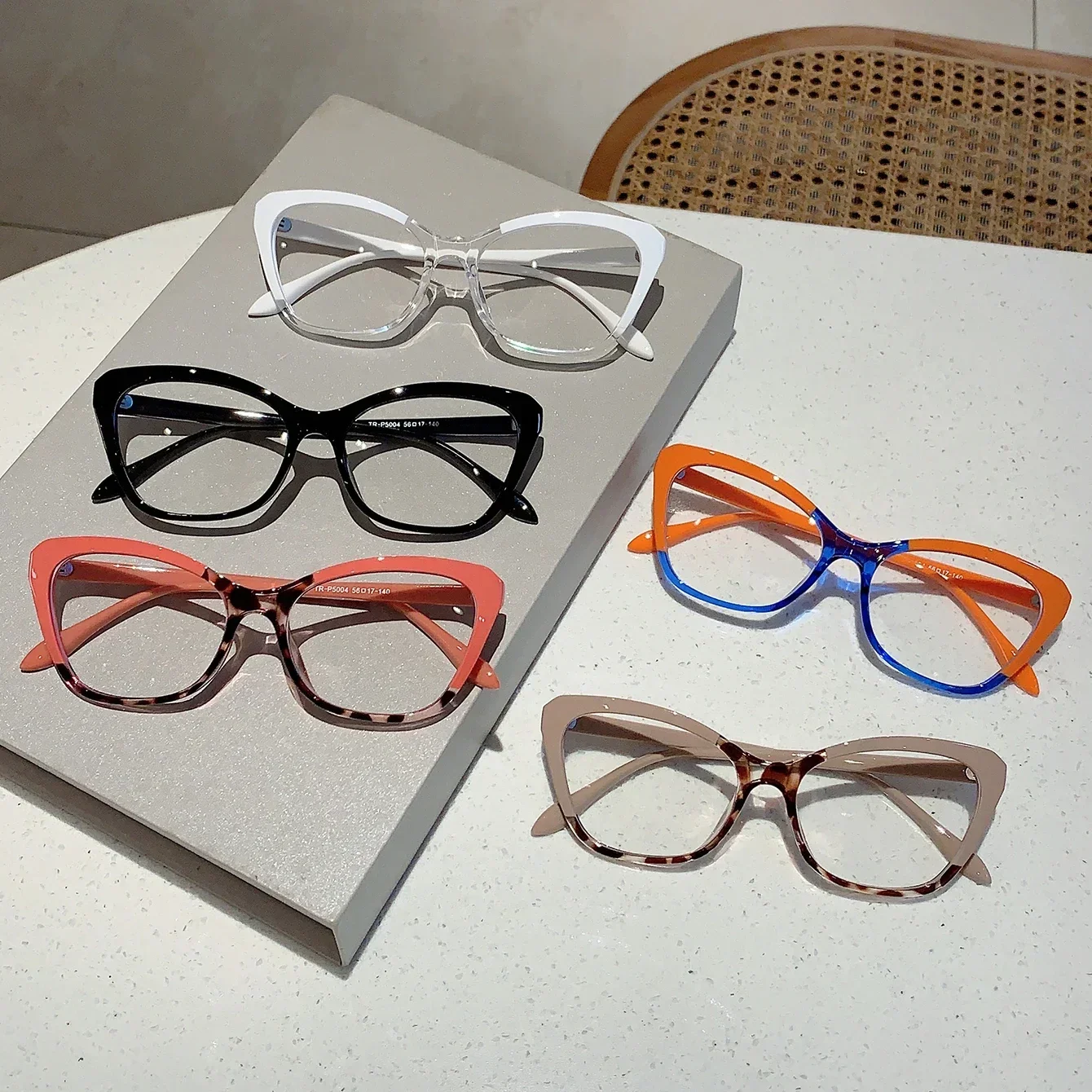 KAMMPT Vintage Cat Eye Women Eyeglasses Simple Multicolor Rim Blue Light Blocking Spectacles New Trendy Ins Brand Design Eyewear