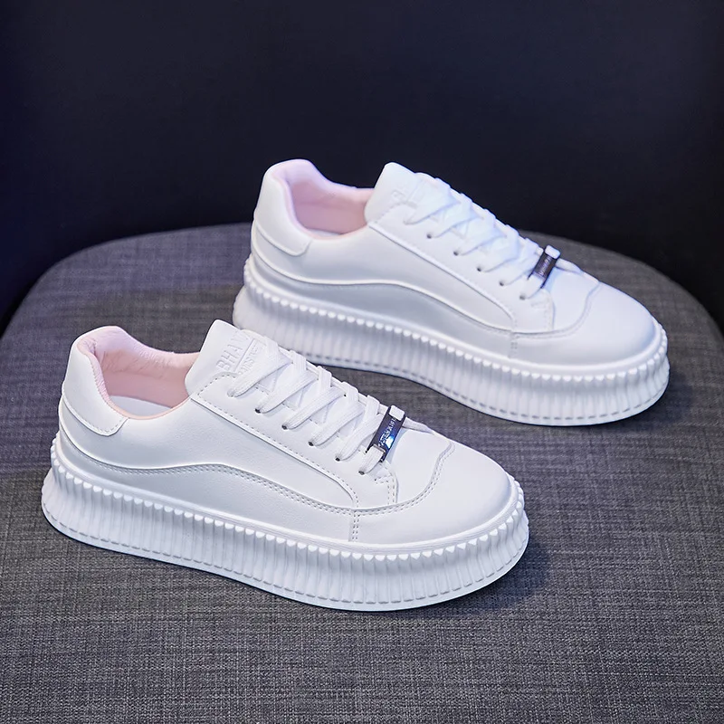 2023 Couple Ins Korean Version of The White Shoes Women Autumn New Fashion Platform Sneakers Casual Running Shoes Male Zapatos