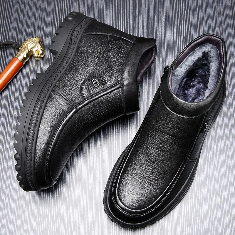 High Quality Leather Autumn Winter Men Boots Warm Plush Snow Boots Outdoor Fur Motorcycle Boots Ankle Boots Men's Shoes Size 47