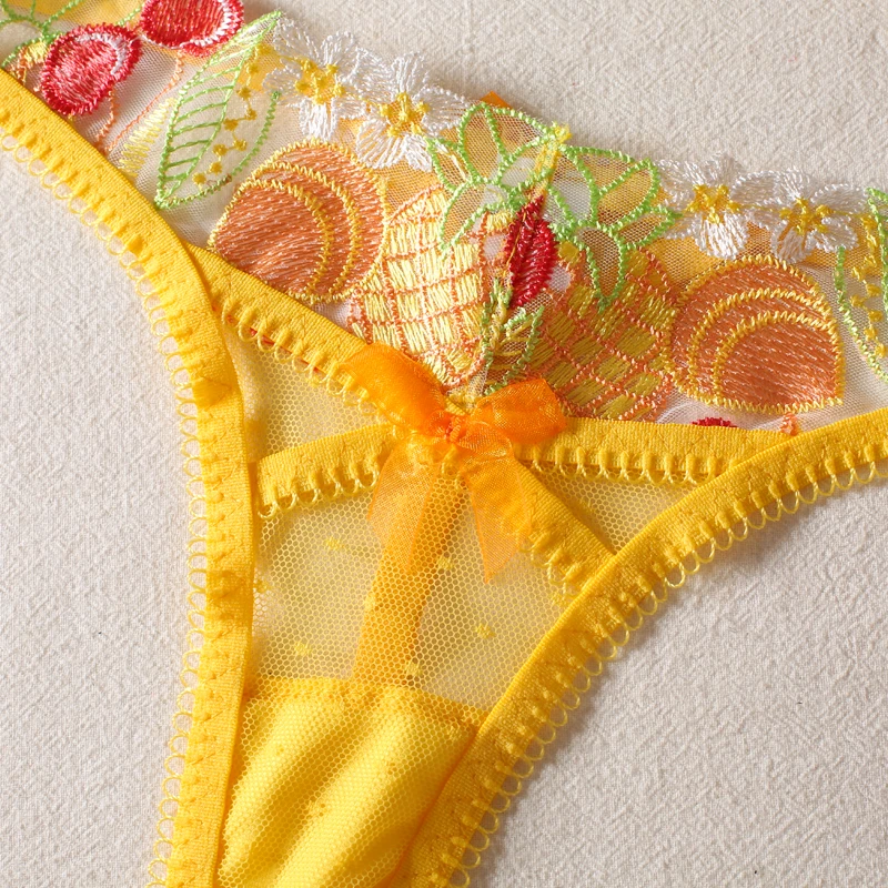 Candy 2025 Wedding Underwear Sexy Floral Embroidery Lingerie Set Push Up Transparent Lace new Bralette Delicate 2pcs Woman Fairy Bra Set