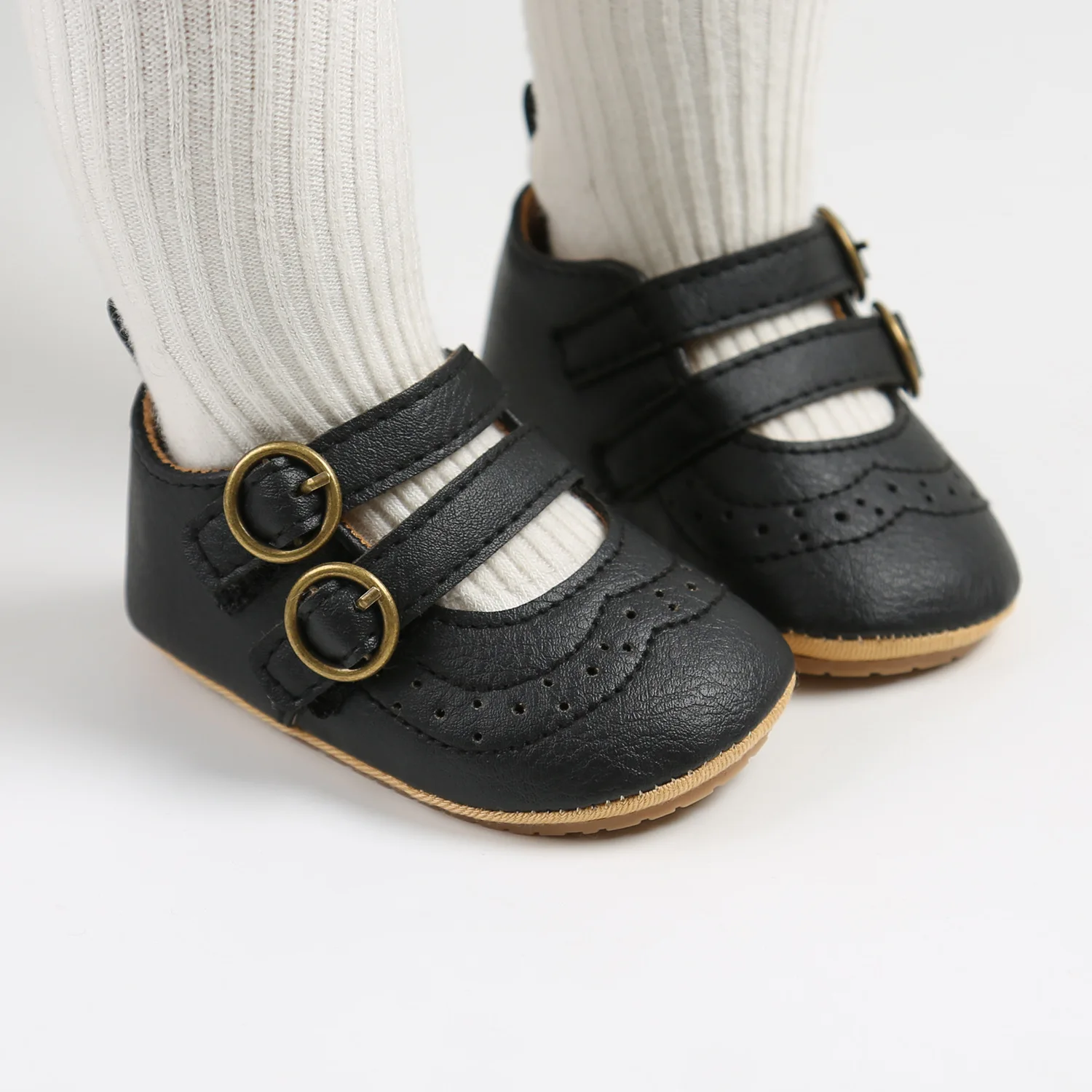 Baby Girl Shoes Vintage 2025 new Buckle Flats Soft Sole Anti-slip Toddler Kids Walking Sandals