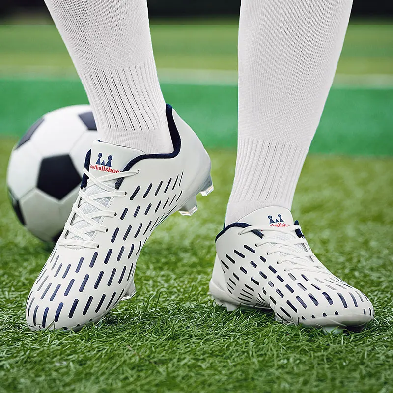 Five-a-side Soccer Shoes Turf Soccer Cleats Professional Football Shoes for Men Indoor Soccer Boots Futsal Shoes Man