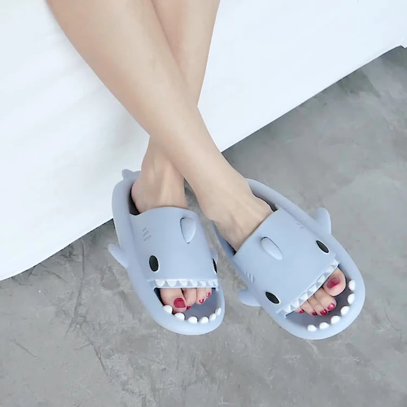 Summer Shark Slippers Women Beach Slides Bathroom Non-slip Thick Sandals Home Couple Flat Shoe Children's Funny Sandals