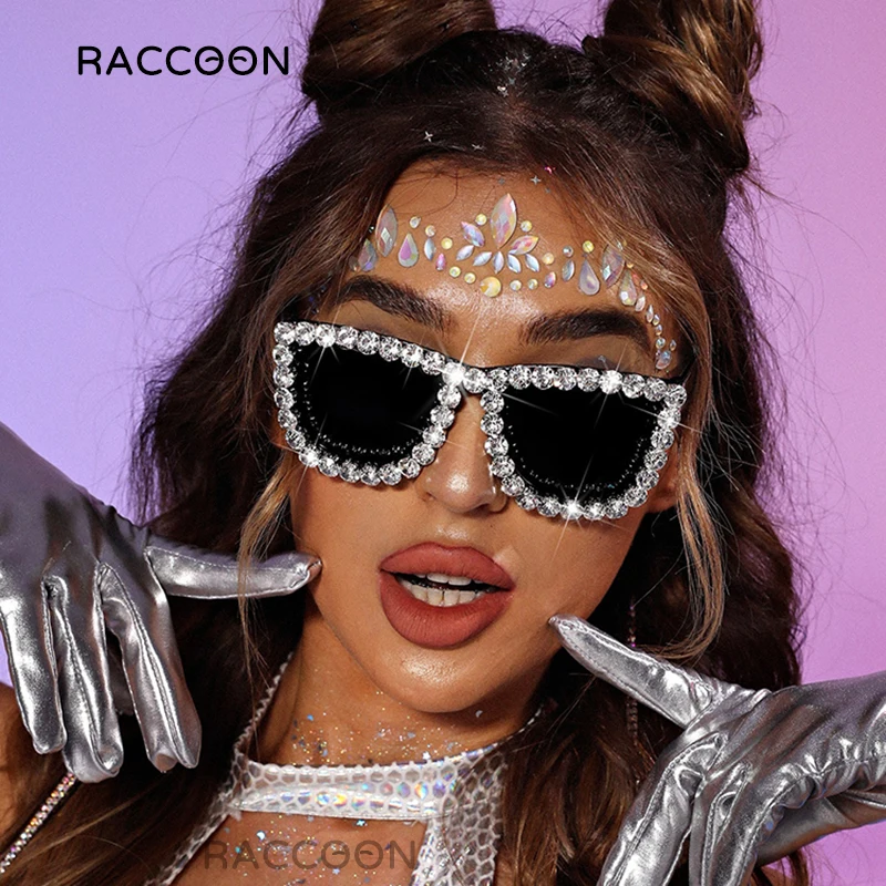 Rhinestones Cat Eye Glitter Sunglasses Women Cateye Vintage Sparkling Crystal Diamond Sun Glasses Model Catwalk Bling Eyewear