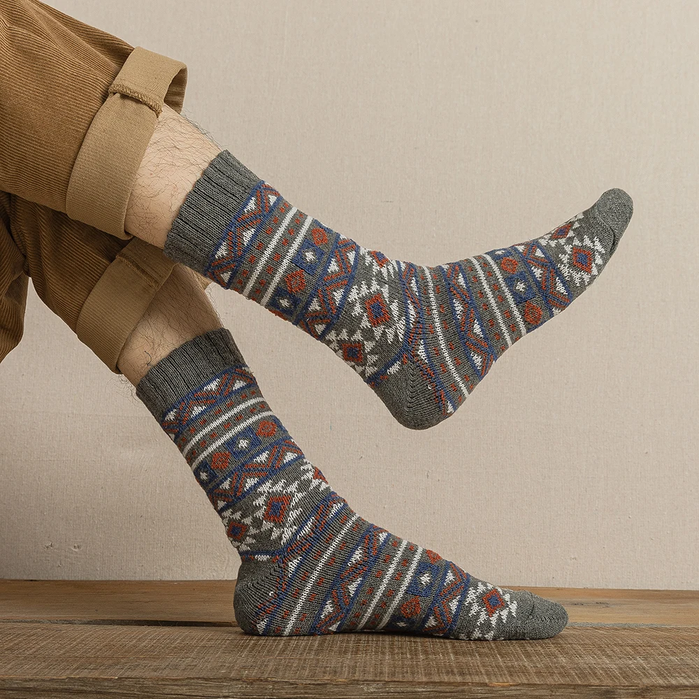 5Pairs New Design Witner Socks Thick Warm Christmas Socks Man Women Couple Socks Free Size 9021
