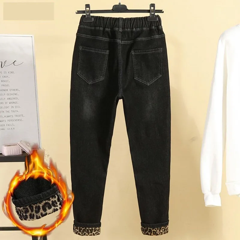 6XL Women's Thicken Velvet Denim Pants For Fat Sister Jeans Female's Winter Elastic High Waist Jeans Mother Jeans Autumn