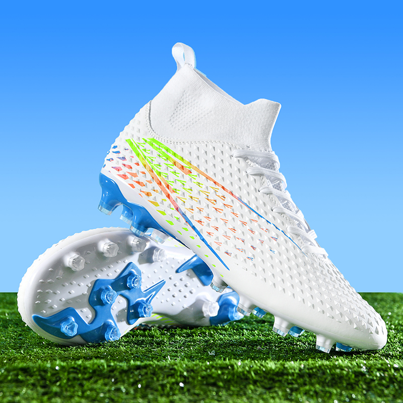 New Men Soccer Shoes High Ankle Football Boots Cleats FG Football Shoes High-top Breathable Ultralight High-quality Outdoor
