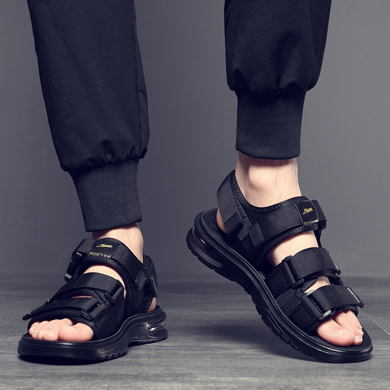 Brand Men's Sandals High Quality Handmade Casual Shoes Lightweight Non-slip Men Sneakers Driving Flats Moccasins Beach Sandals