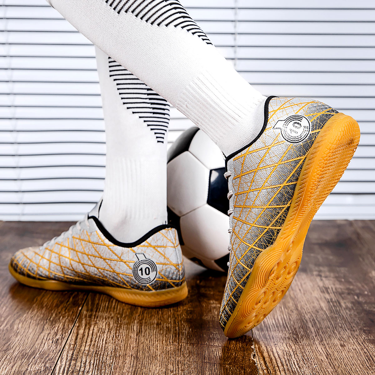 Men's Indoor Soccer Shoes Adult Youth Outdoor Lawn Training Beef Tendon Sole Non-slip Breathable Large Size Sneakers