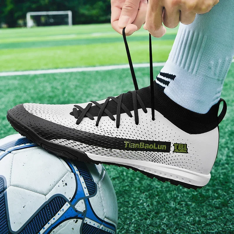 Premium Football Boots Ergonomic Design Soccer Shoes Comfortable Fit Futsal Sneakers Durable Wholesale Reselling Soccer Cleats
