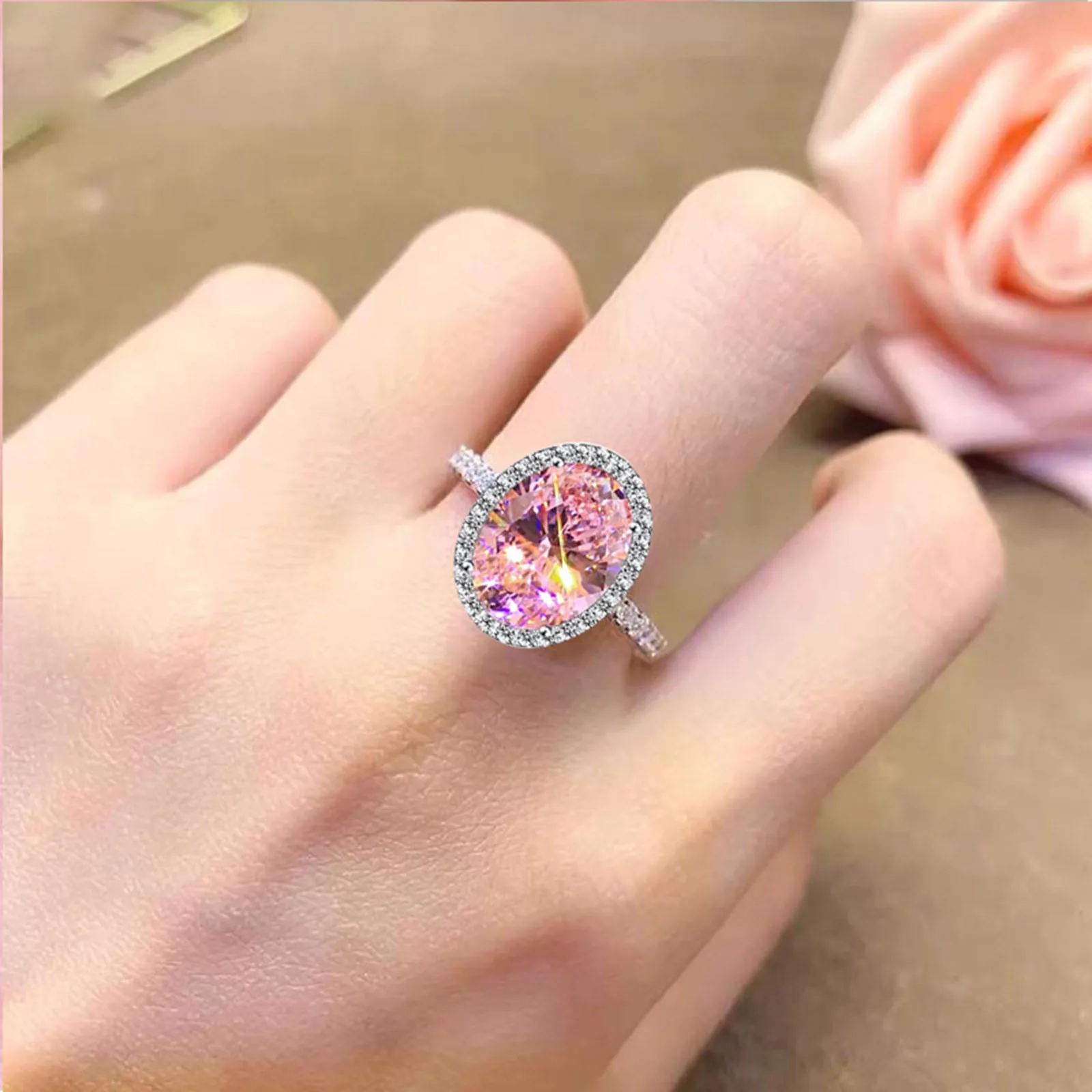 1PC Stylish Copper Rings Oval new Shinny Cubic Zirconia Rings Women Wedding Bridal Engagement Party Jewelry 2025 Gift Elegant Accessories