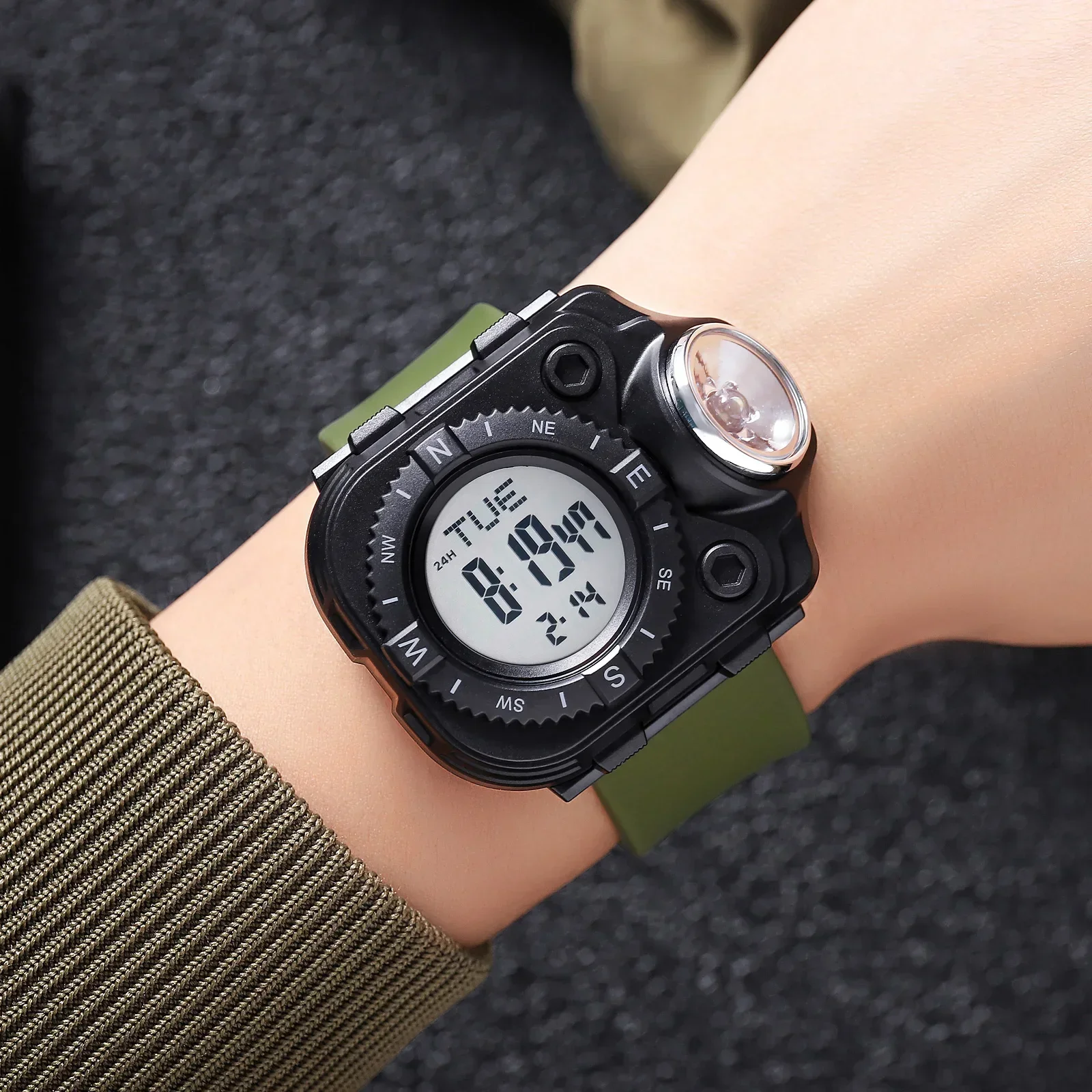 SKMEI Creative LED Flashlight Countdown Sport Watches Men Back Light Digital Wristwatch Waterproof Alarm Stopwatch Clock 2187