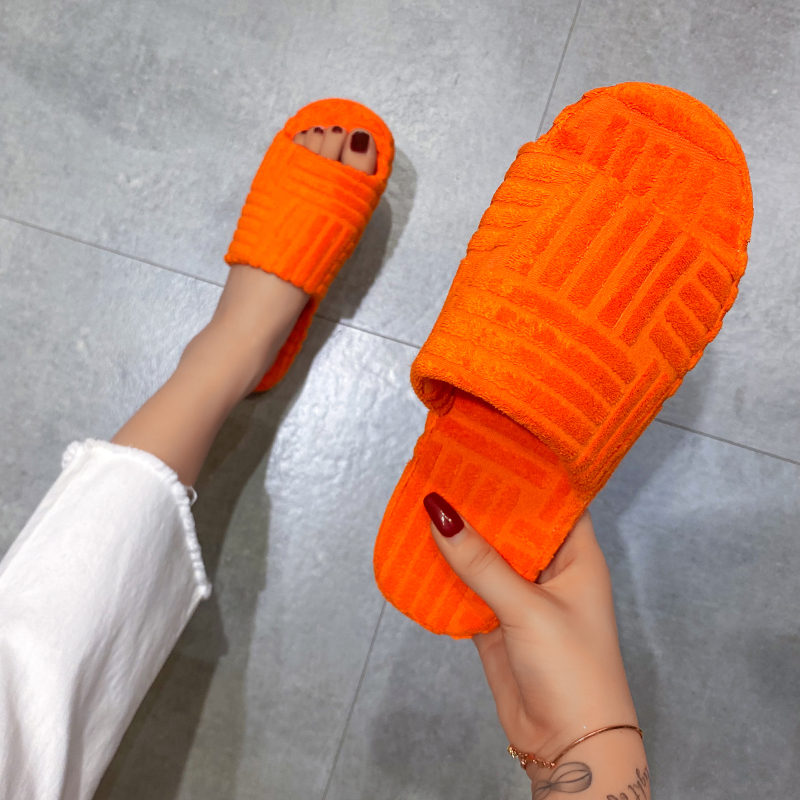 2022 Women New Luxury One-word Thick-soled Warm Furry Women's Shoes Embossed Cotton Drag Outdoor All-match Casual Slippers