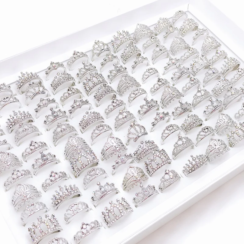 20/30/50Pcs/Lot Trendy Rhinestone Crown Rings for Women Wholesale Mixed Golden Silvery Color Charm Crystal Jewelry Party Gift