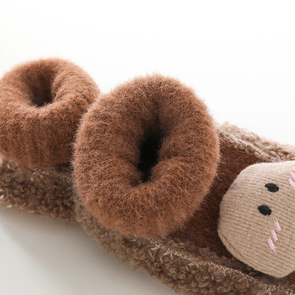 Baby Winter Plush Fluffy Shoes Walkers Toddler new Sock Children 2025 Booties Flats Cribs Barefoot Shoes Newborn Girl Boy Baby Item Stuff