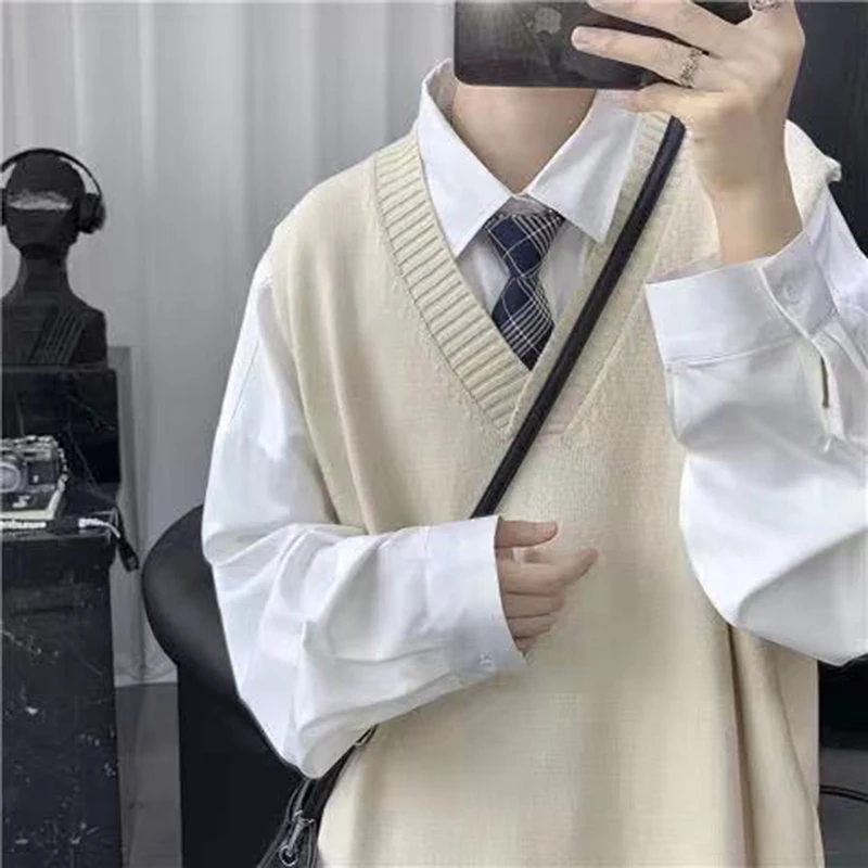 Vintage Autumn Winter Men V Neck Sweater new 2025 Vest Knitted Haruku Casual Oversized High Quality Matching Pullover Solid School Top