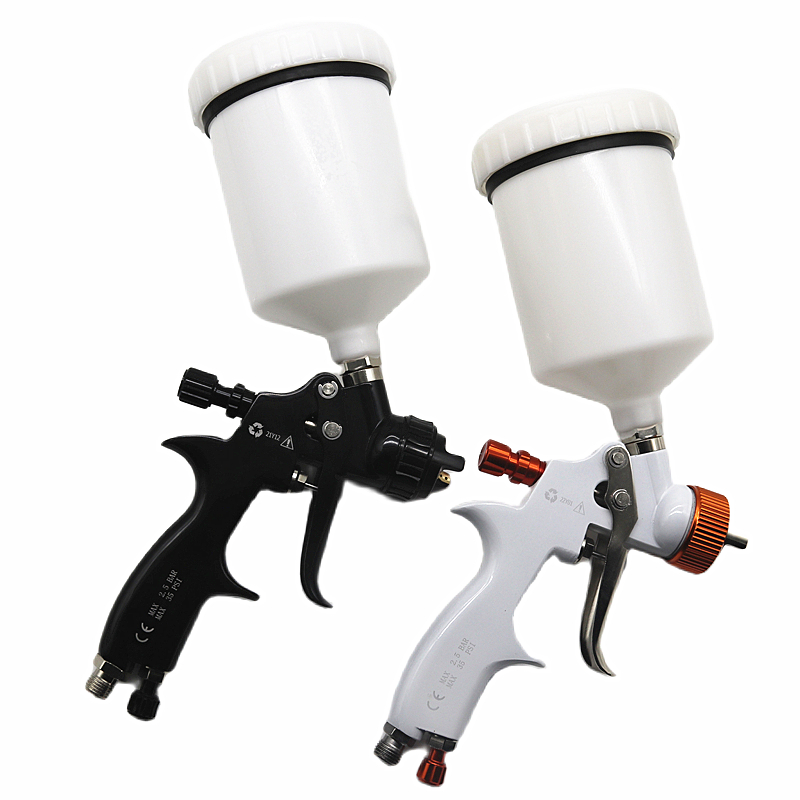 1.3mm Car Spray Gun with1.8mm Nozzle Kit Car Paint Gun With 600CC Mix Tank And Adpater Varnish Paint Spray Gun /Air Spray Gun