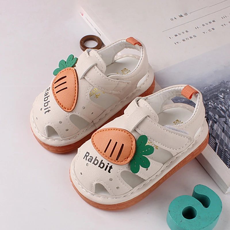 New Baby 2025 Summer Shoes new Infant Letter Printed Carrot Applique Deco Sandals Toddler Breathable Soft Sole Non-Slip Shoe
