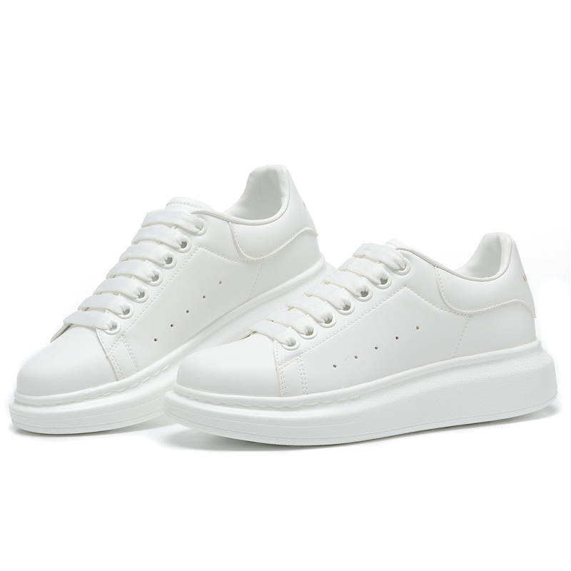 Stylish and Functional Basketball Shoes: Comfortable and Casual Sports Footwear