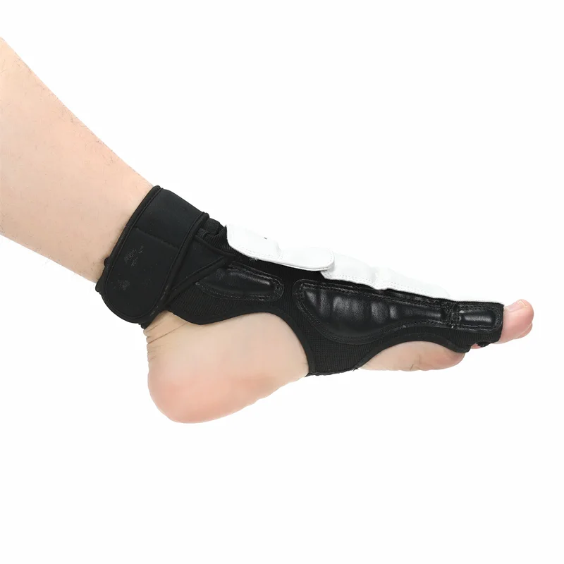 Black Taekwondo Gloves Child Half Finger Kick Boxing MMA Muay Thai Punching Mitts Men Women PU Leather Hand Protector White