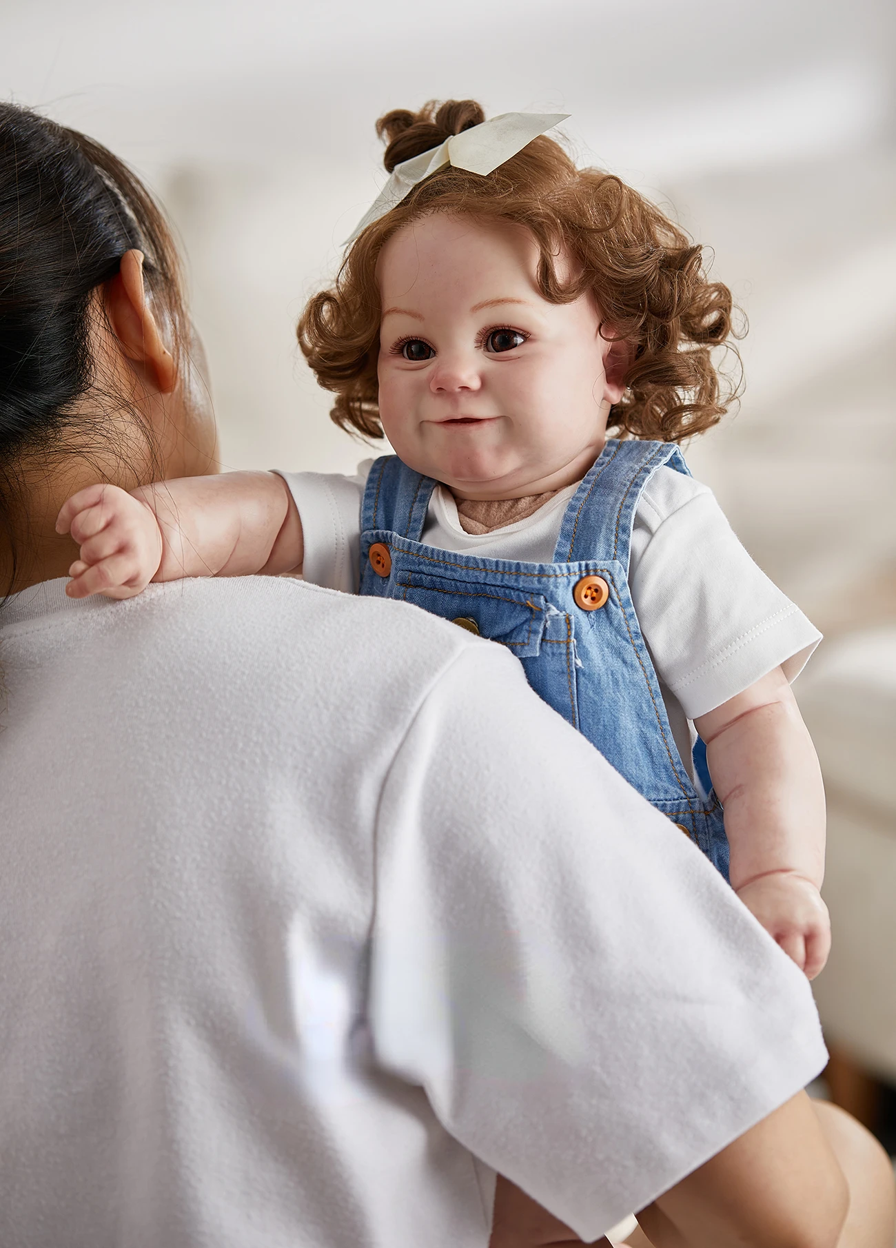 60CM Huge Size Maddie Baby Reborn Toddler Popular Girl Doll with Rooted Brown Hair Soft Cuddle Body High Quality Doll