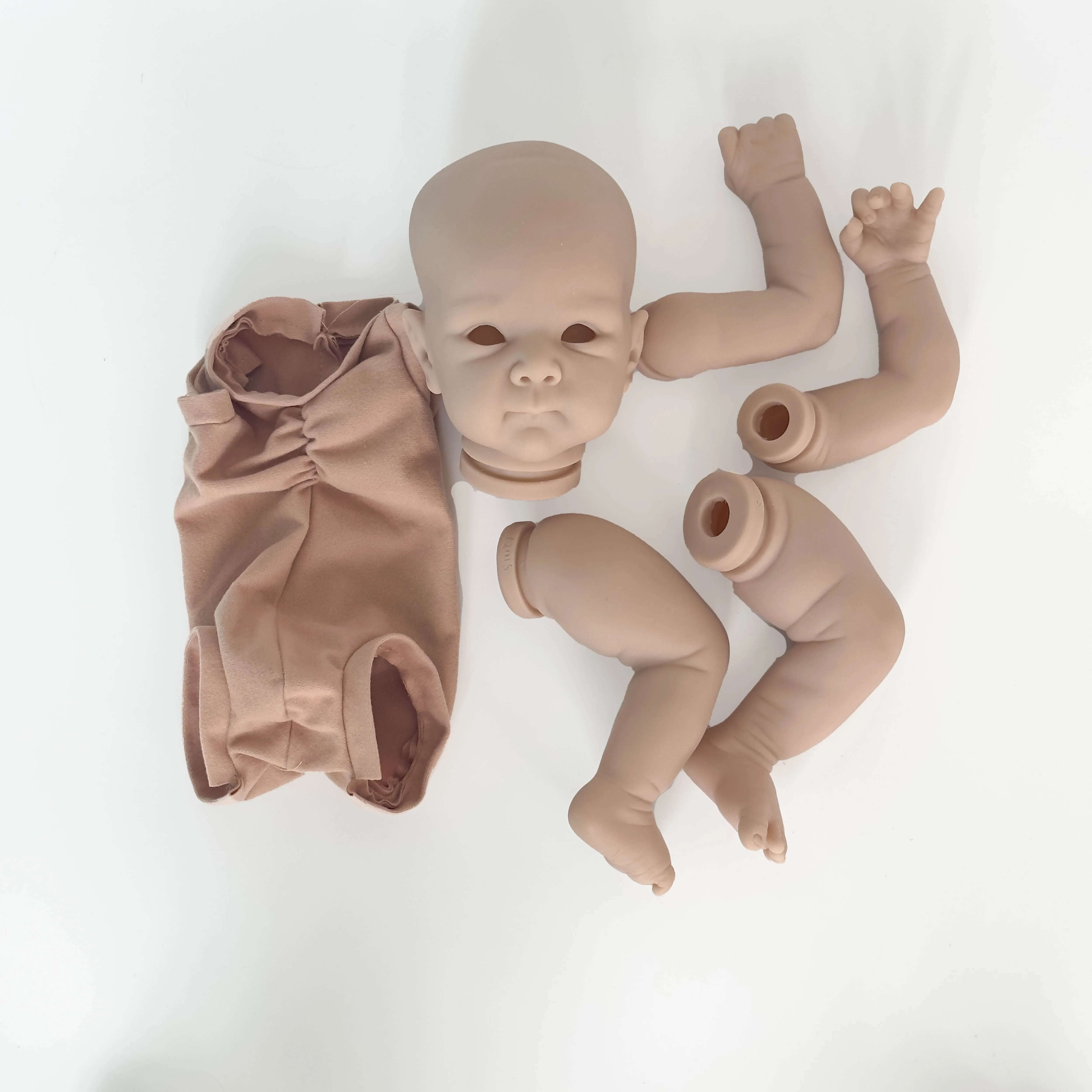 NPK 18inch Reborn Doll Kit Bettie Unfinished Unpainted Fresh Color Blank Doll Kit with cloth Body