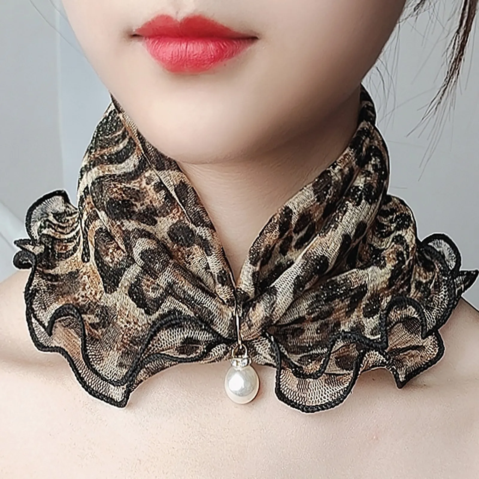 Lady Headscarf Pendant Pearl Edge Gold Silk Gold Lace Scarf Square River Scarfs High Elasticity Neck Wrap Multifunctional Scarfs