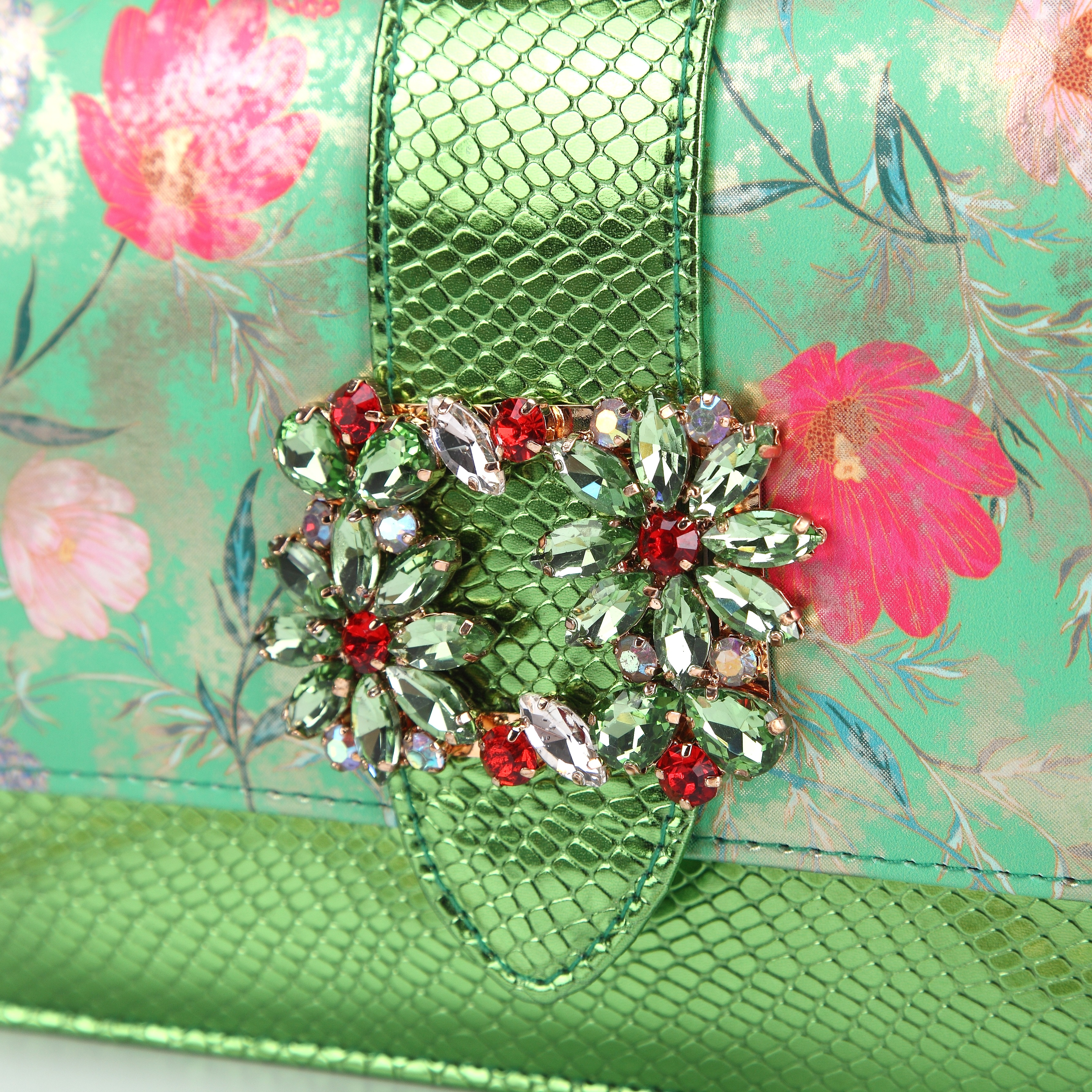 New Green Color Mature Design Pointed Toe Ladies Sandal Printing wer Material Shoes and Bag Set For Women Wedding Party