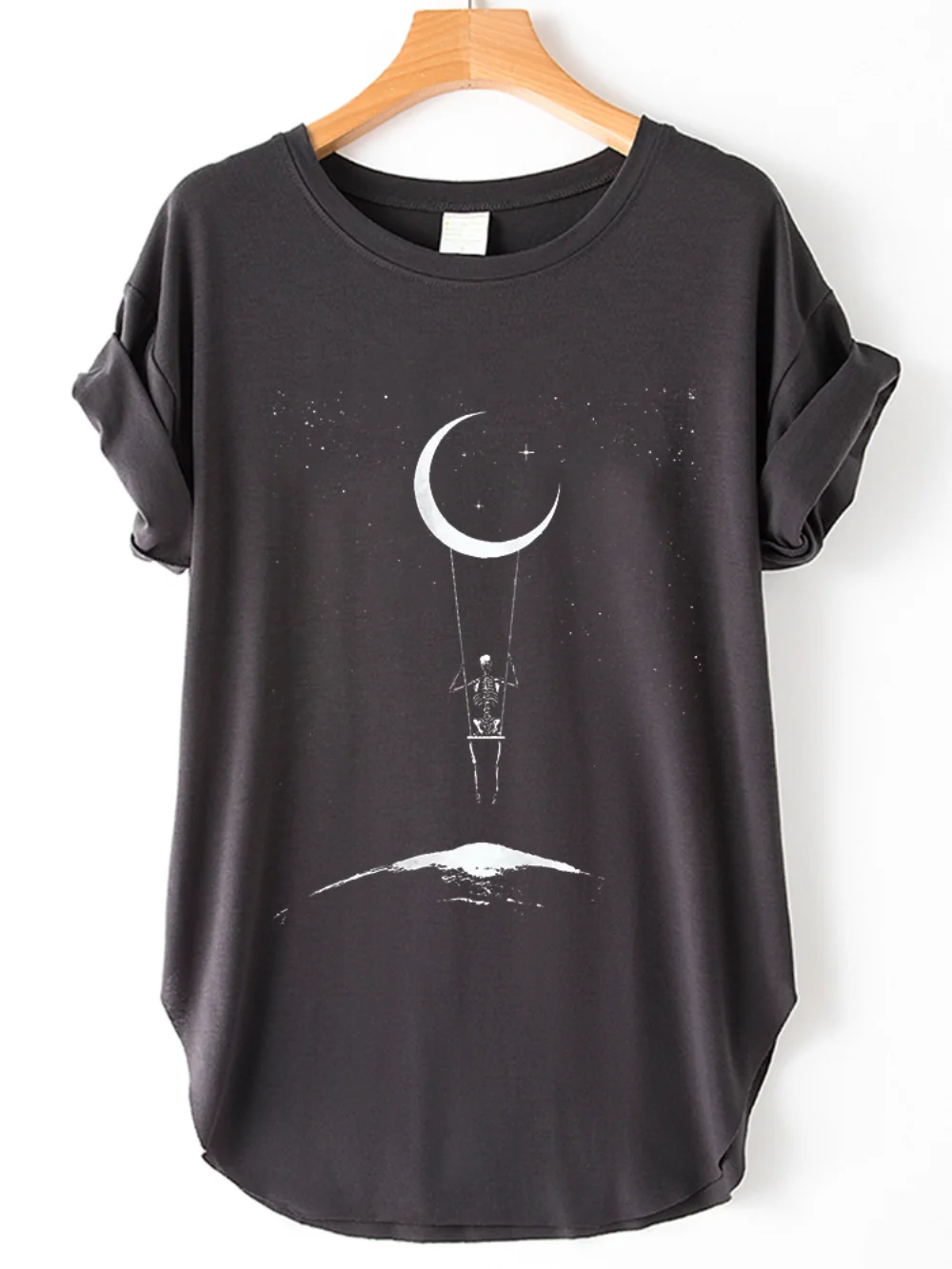 Seeyoushy Funny Skeletons In Space Print Women T shirt Short Sleeve Side Slit s Femme Vintage Tee Shirt Haruku Tops